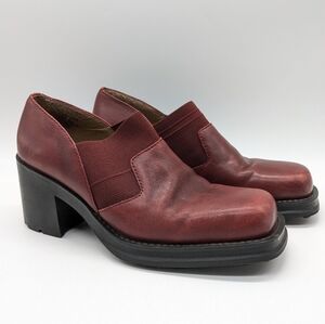 Bare Traps Wear Ever Red Leather Sidewinder Wedge Heel Slip On Loafer 6.5